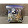 Image 2 : BAG OF ASSORTED JEWELRY