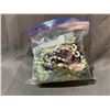 Image 2 : BAG OF ASSORTED JEWELRY