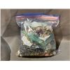 Image 2 : BAG OF ASSORTED JEWELRY