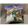 Image 2 : BAG OF ASSORTED JEWELRY