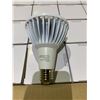 Image 2 : BOX OF 12W CR-2700K LIGHT BULBS