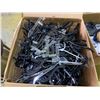 Image 2 : BOX OF HANGERS