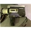 Image 2 : CANON AUTO ZOOM 518 SUPER 8 VINTAGE VIDEO CAMERA WITH CARRYING CASE