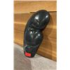 Image 3 : ARTIST SIGNED AFRICAN STONE SCULPTURE 12" TALL