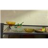 Image 2 : SHELF LOT OF COLLECTABLES; GLASSWARE, TEAPOTS AND MORE