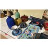Image 2 : LOT OF COLLECTABLES
