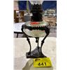 Image 2 : VINTAGE OIL LAMP