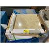 Image 2 : PALLET LOT OF PORCELAIN TILE