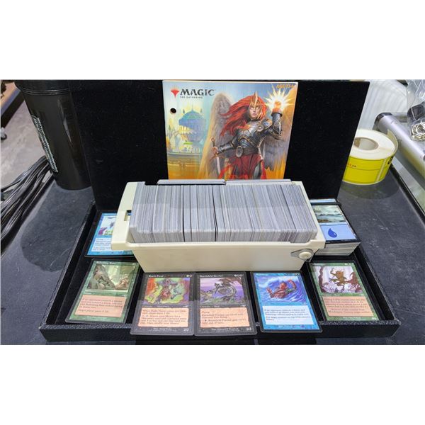 BIN OF MAGIC THE GATHERING CARDS AND PLAY GUIDE