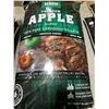 Image 2 : 3 BAGS OF GREEN MOUNTAIN GRILLS PURE HARDWOOD PELLETS 'APPLE BLEND' ( 28LBS PER BAG )