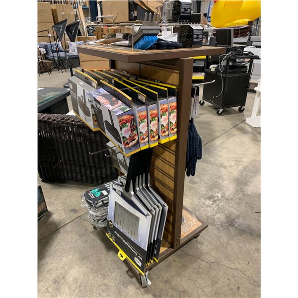 MOBILE DOUBLE SIDED RETAIL MERCHANDISE RACK WITH LOCKING WHEELS ( 4'H ...