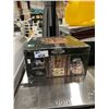Image 1 : GREEN MOUNTAIN GRILLS WOOD FIRED PIZZA OVEN WITH BAKING STONE * IN BOX *