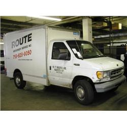 2001 FORD SUPER DUTY BOX TRUCK E350