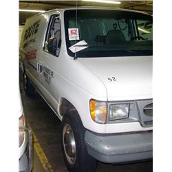 2000 FORD CARGO VAN E-250