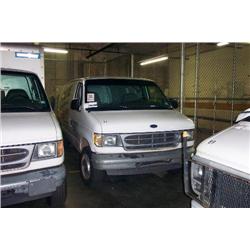 2001 FORD CARGO VAN E-250