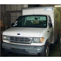 2001 FORD 10'SU.DUTY BOX VAN E-350