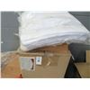 Image 2 : Linens, Bags On Pallet