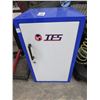 Image 1 : IES Blue/White Metal Cabinet