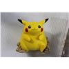 Image 3 : Pokemon Quest Eevee Figurine, Pokemon Figurine, Off brand Pokemon Vaporeon Keychain