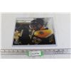 Image 1 : Patrice Bergeron Signed Picture with Certificate of Authenticity - 10" x 8"