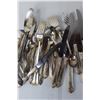 Image 3 : Bag of Roger Bros Reinforced Plate Stainless Cutlery Partial Set