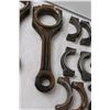 Image 3 : (2) Piston Connecting Rods w/ 15 Sleeves