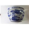Image 4 : Japanese Inspired Blue and White Jardinière On Stand