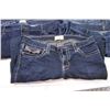 Image 2 : 5) Women's Size 32-30 Jeans Lot - Some Smell
