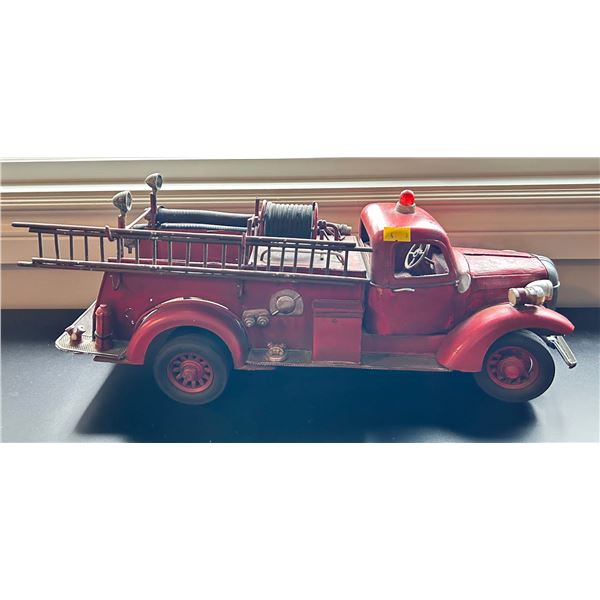 Vintage Collectible Red Metal Firetruck/Fire Engine 19L x 7H