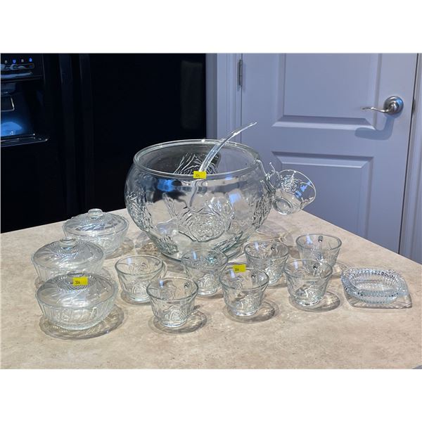 Celebration Indiana Glass Punch Bowl Set comes with 3 Glass Bowls with Lids and Ashtray