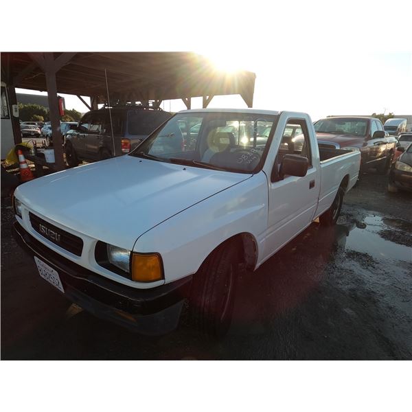 ISUZU PICKUP 1995 T-2 DAYS