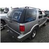 Image 4 : CHEV BLAZER 2004 T-DONATION