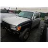 Image 2 : TOYOTA 4RUNNER 2001 ADT-DONATION