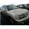 Image 2 : TOYOTA HIGHLANDER 2002 T-DONATION