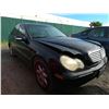 Image 2 : MERCEDES C CLASS 2001 T-DONATION