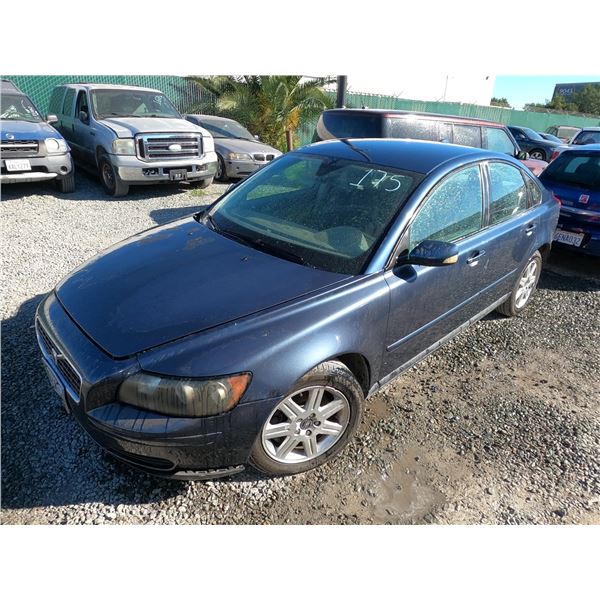 VOLVO S40 2006 T