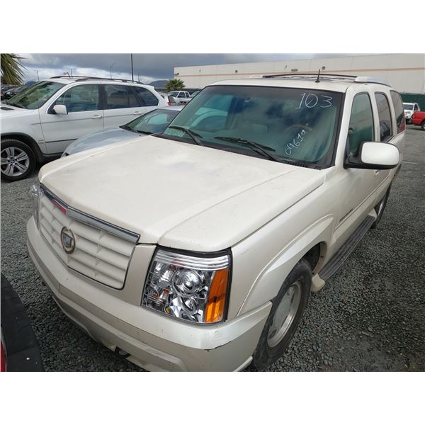 CADI ESCALADE 2002 T