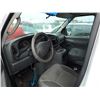 Image 3 : FORD E250 2003 T-DONATION