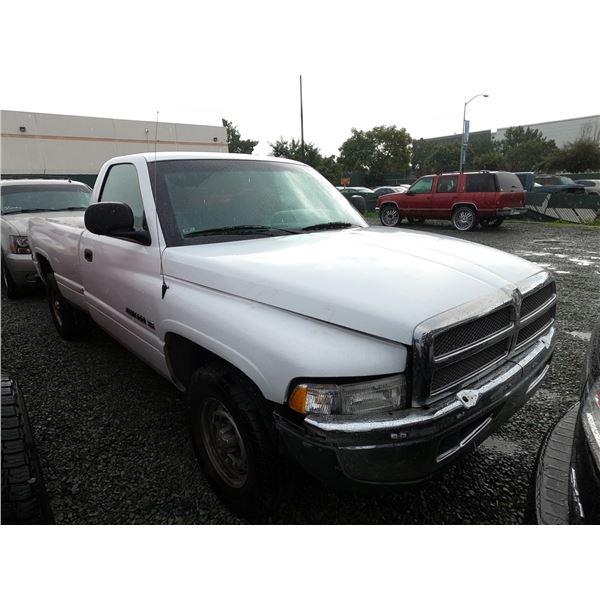 DODGE RAM 2001 T