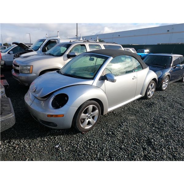 VW NEW BEETLE 2006 T