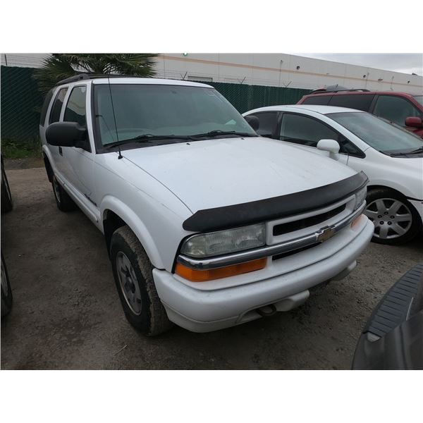 CHEV BLAZER 2004 O/S-TITLE