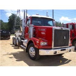1998 WESTERN STAR 4964SX TRI-AXLE DUMP