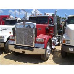 1994 KENWORTH W900B T/A TRUCK TRACTOR
