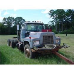 1985 MACK R685ST T/A CAB & CHASSIS