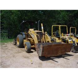 JOHN DEERE 210LE 4X4 LANDSCAPE TRACTOR