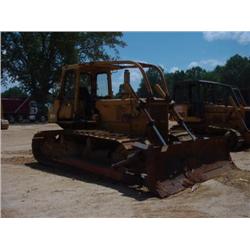 KOMATSU D53P-17 CRAWLER TRACTOR