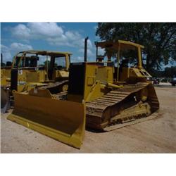 CAT D6M LGP CRAWLER TRACTOR