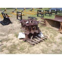 LOE GERING METAL TRACKS