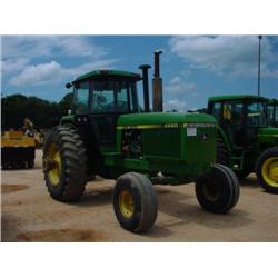 JOHN DEERE 4850 FARM TRACTOR