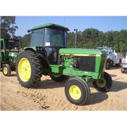 JOHN DEERE 2955 FARM TRACTOR